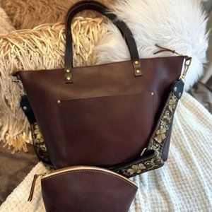 Portland Leather Large Classic Zipper Tote set in Cognac NEW